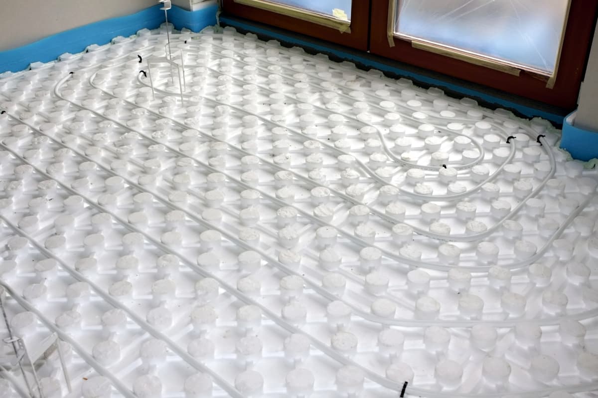 Podlahové vytápění — montáž