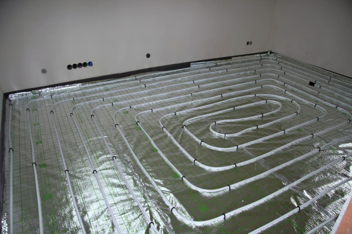 Podlahové topení — instalace